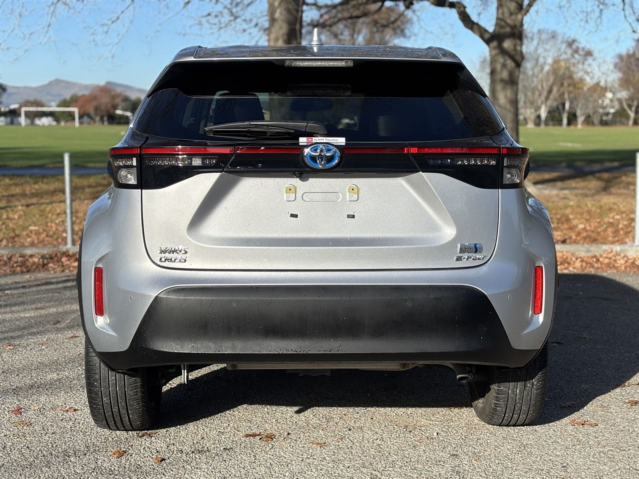 Vehicle image 4