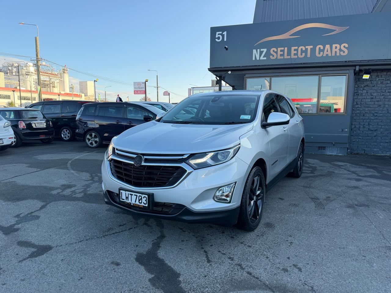 Vehicle image 3