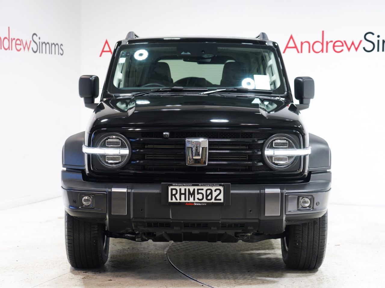 Vehicle image 4