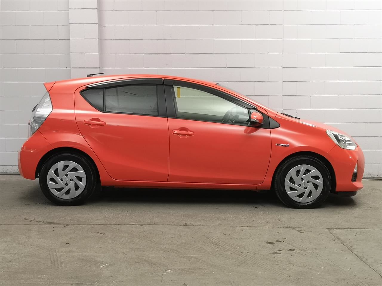 Vehicle image 3