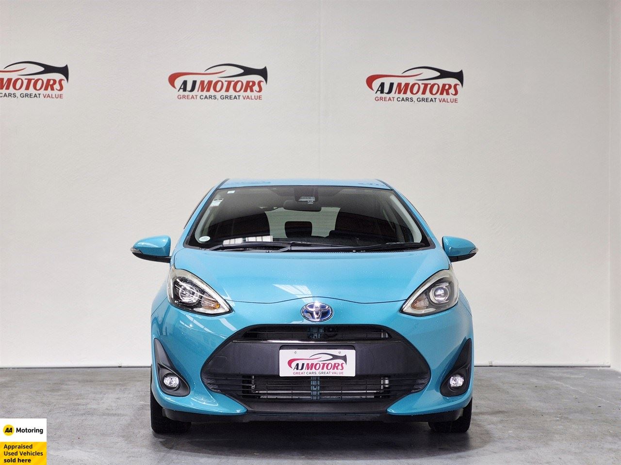 Vehicle image 2
