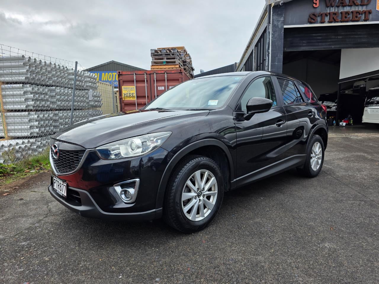 Vehicle image 4