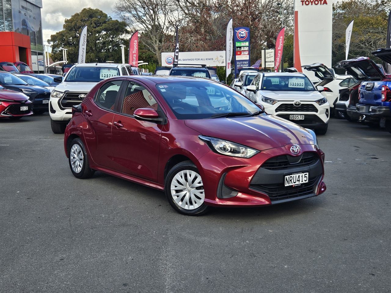 Vehicle image 5