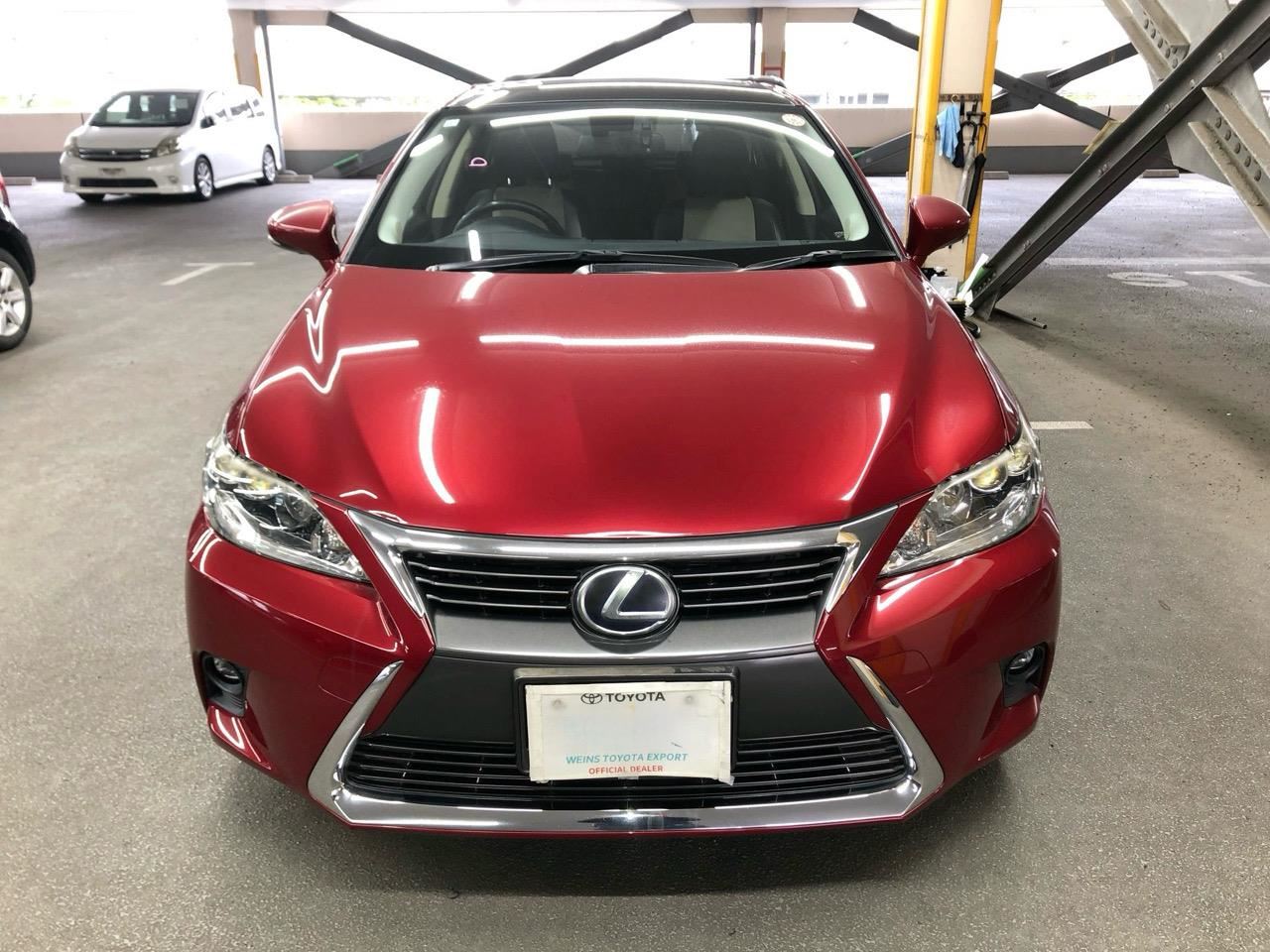 Vehicle image 4