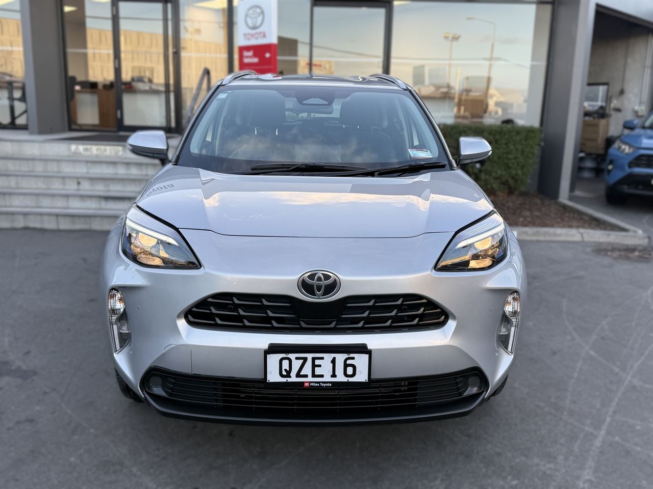 Vehicle image 2
