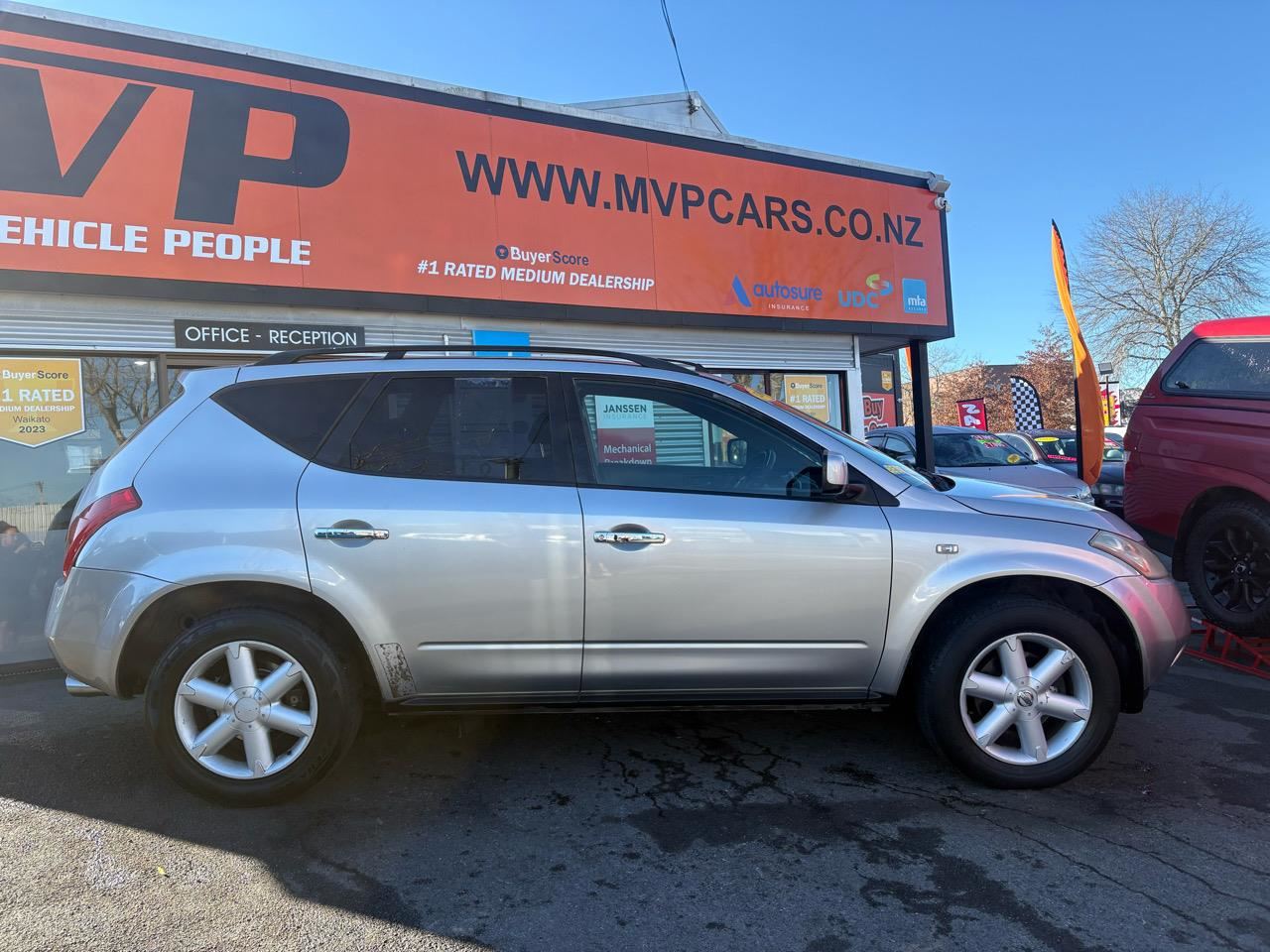 Vehicle image 3