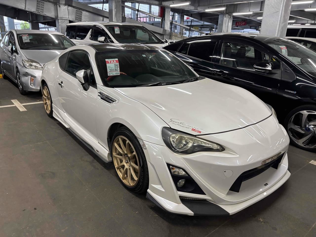 Vehicle image 1