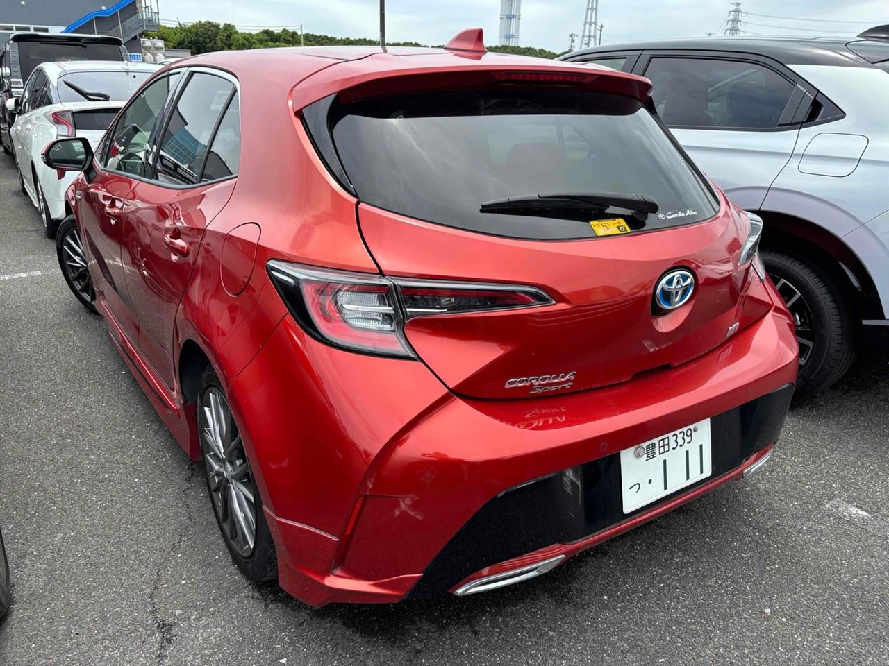 Vehicle image 3
