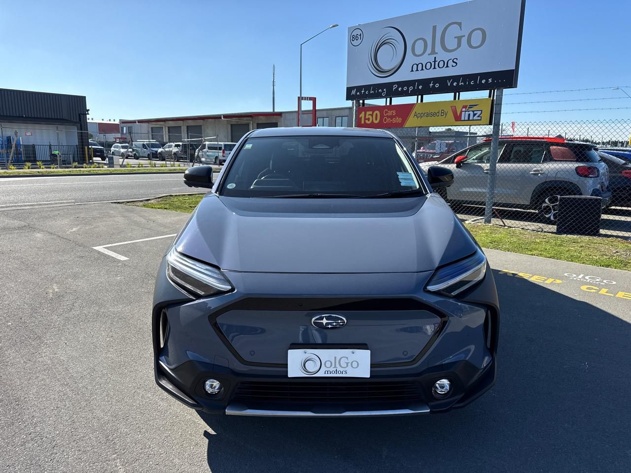 Vehicle image 3