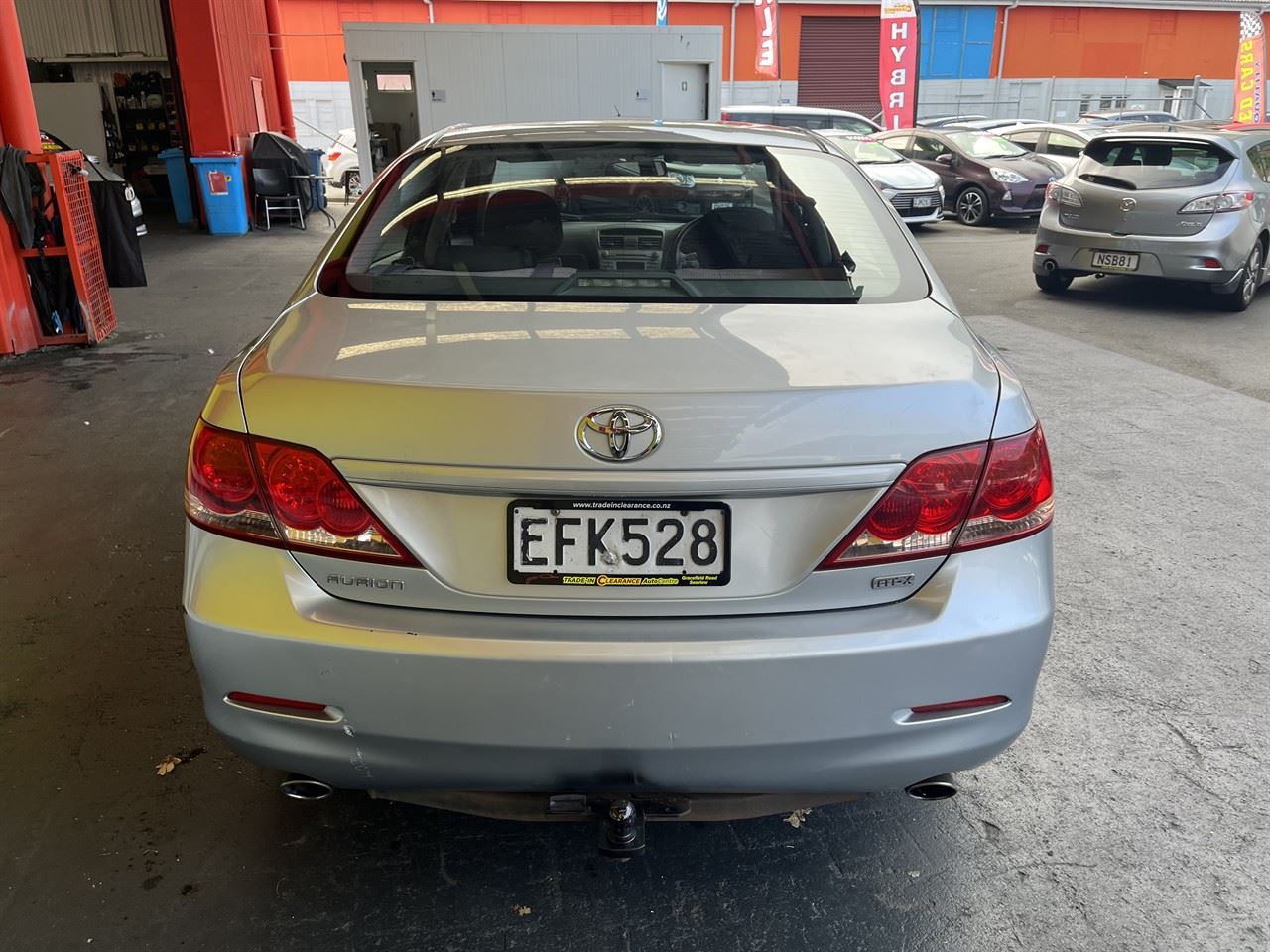 Vehicle image 5