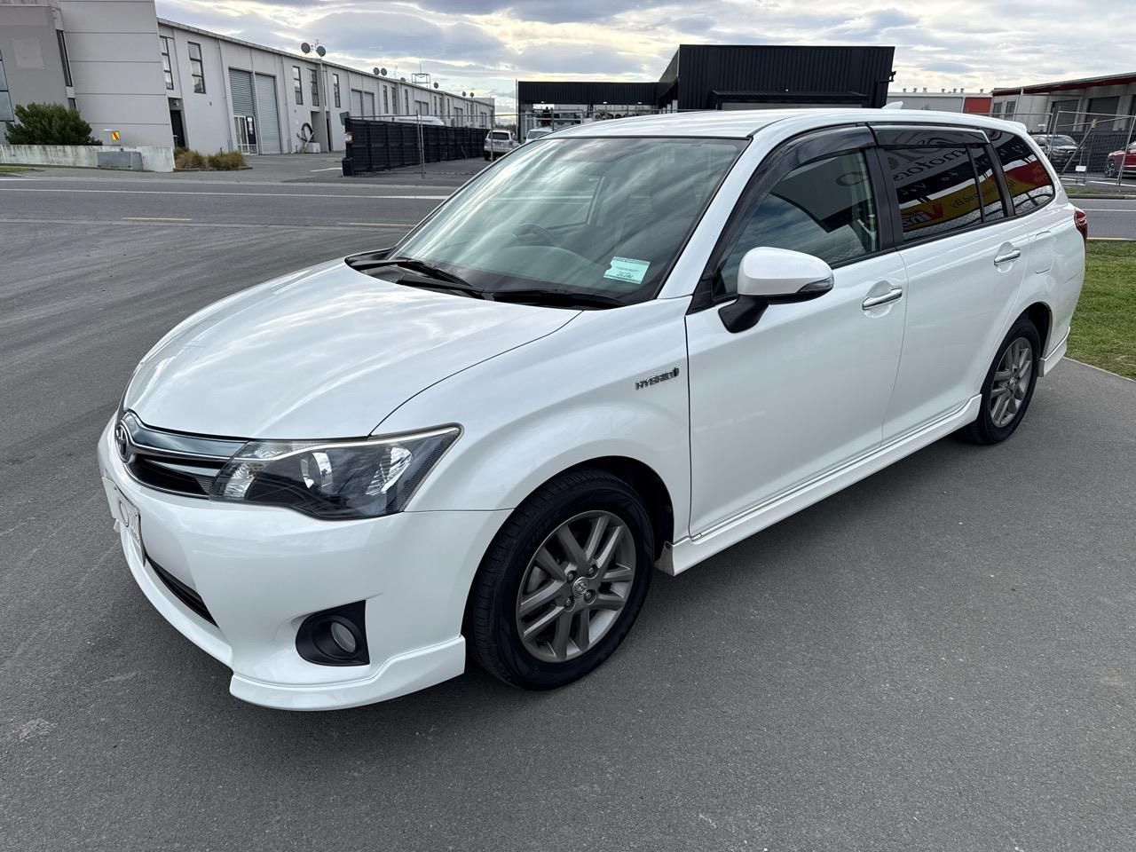 Vehicle image 4