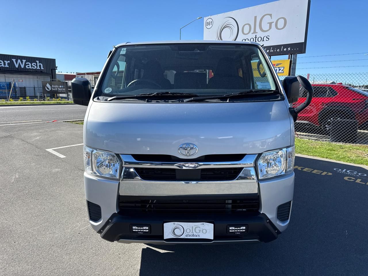 Vehicle image 3