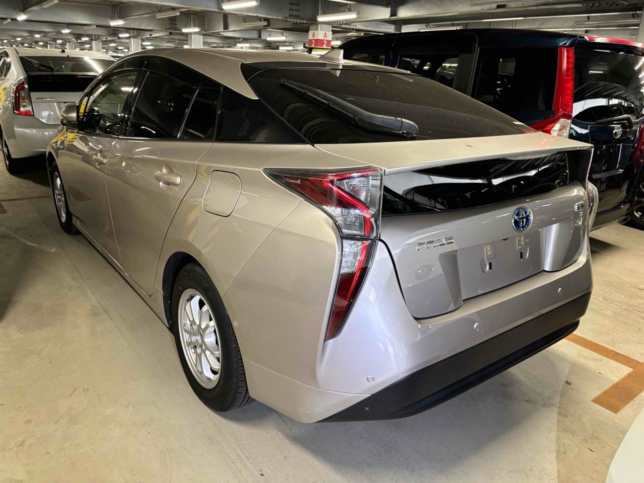 Vehicle image 3