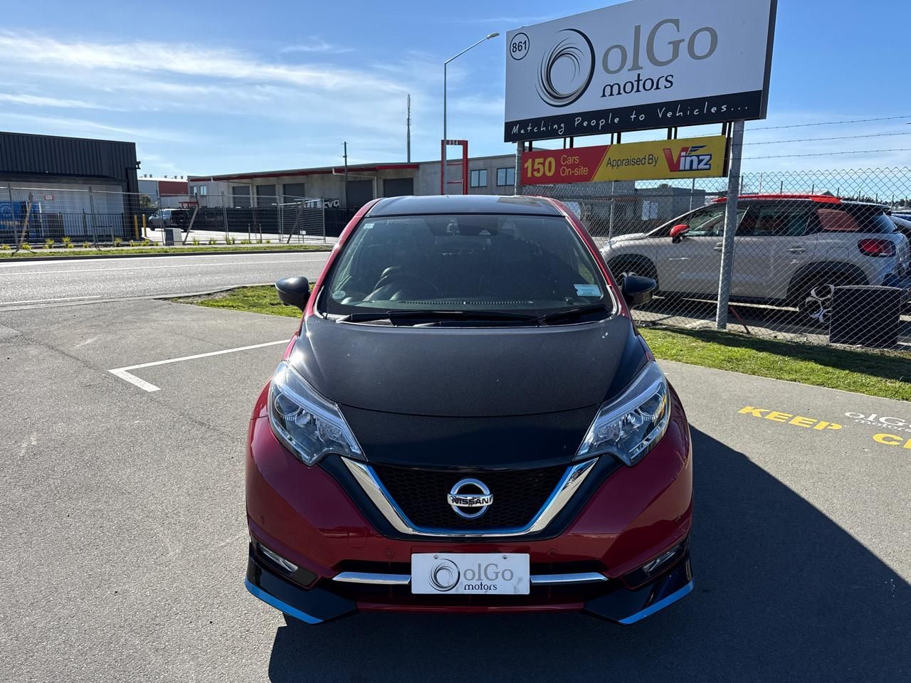 Vehicle image 3