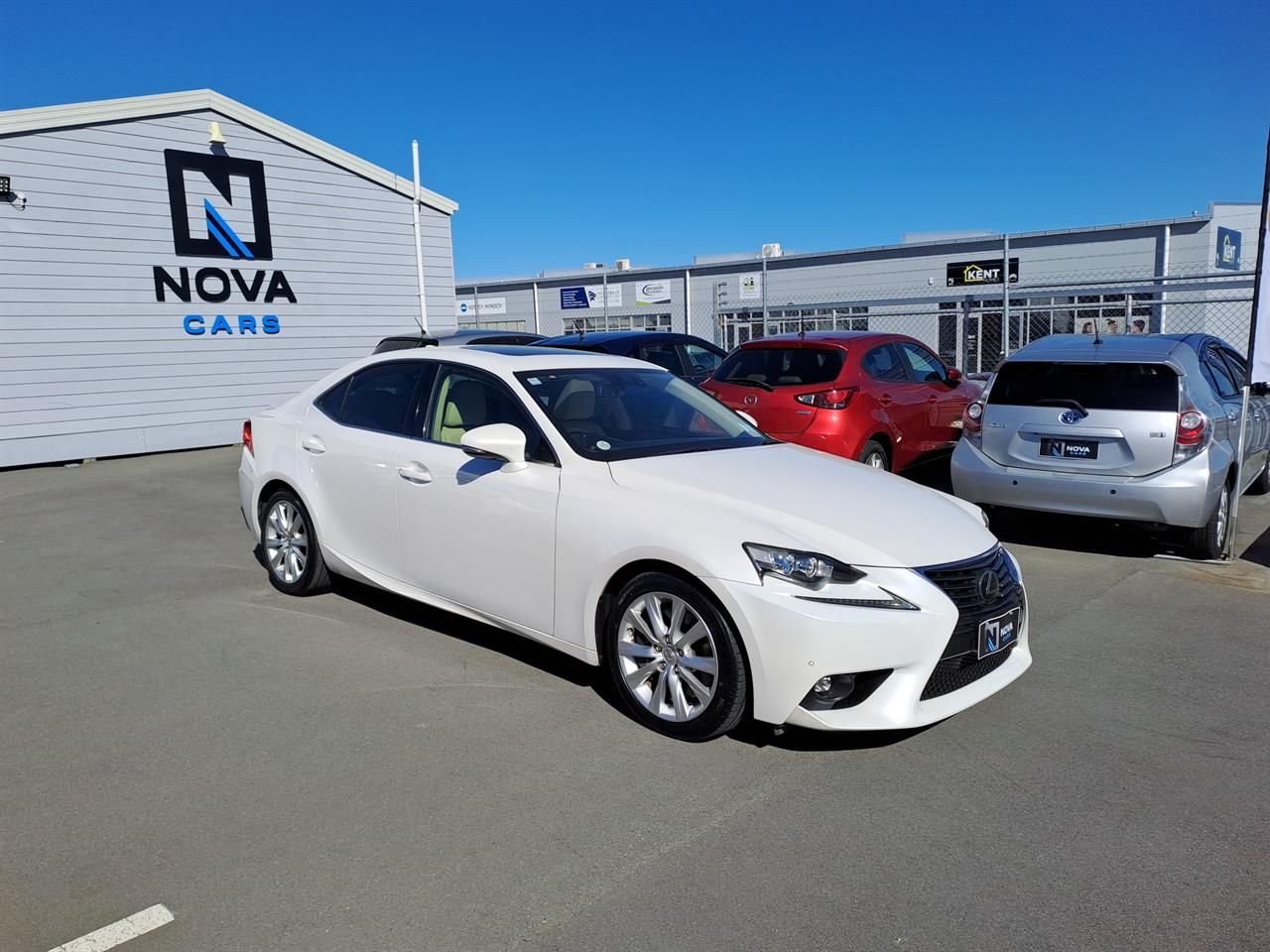 Vehicle image 1