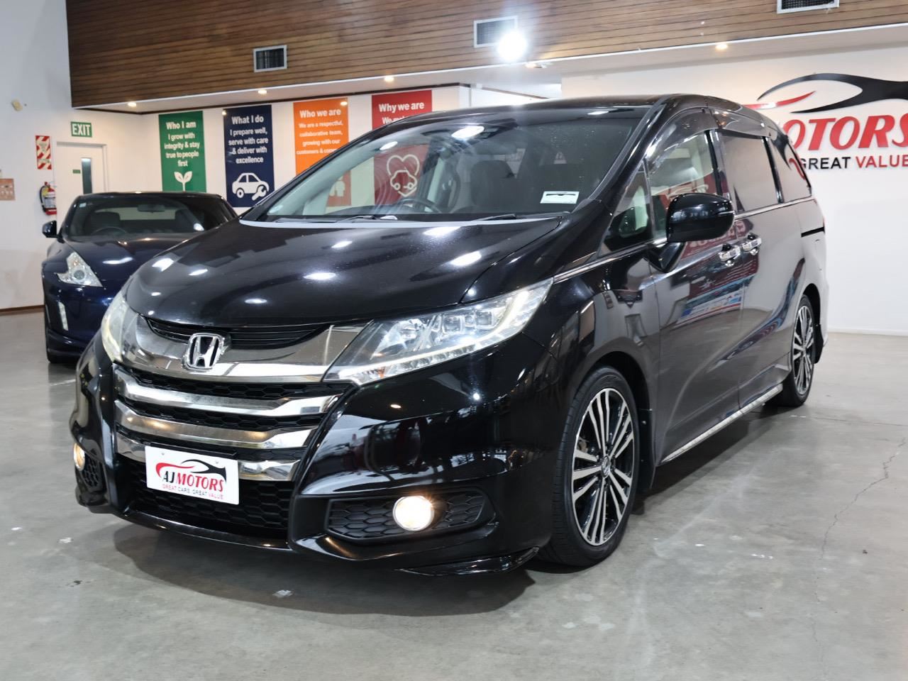 Vehicle image 3