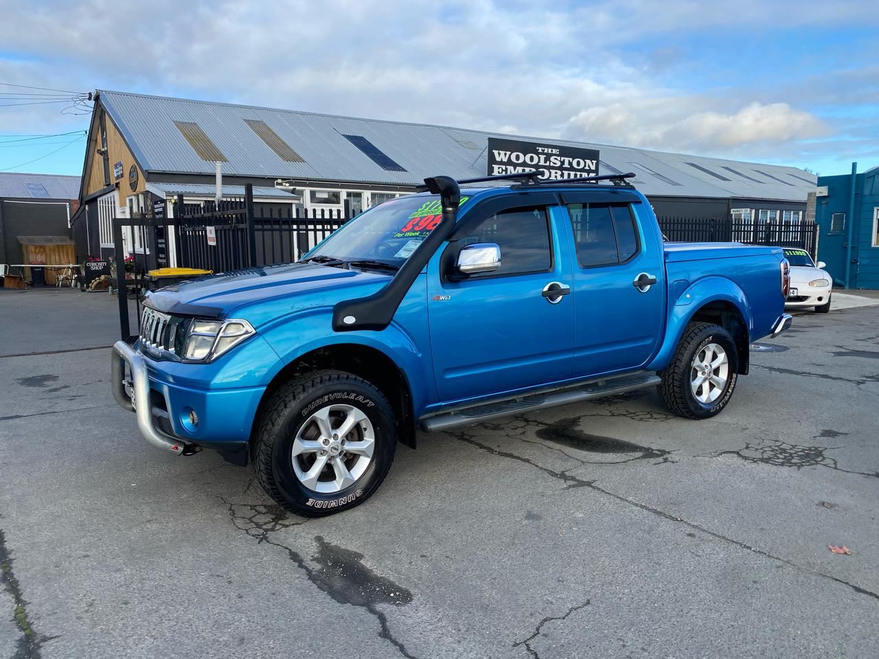 Vehicle image 4