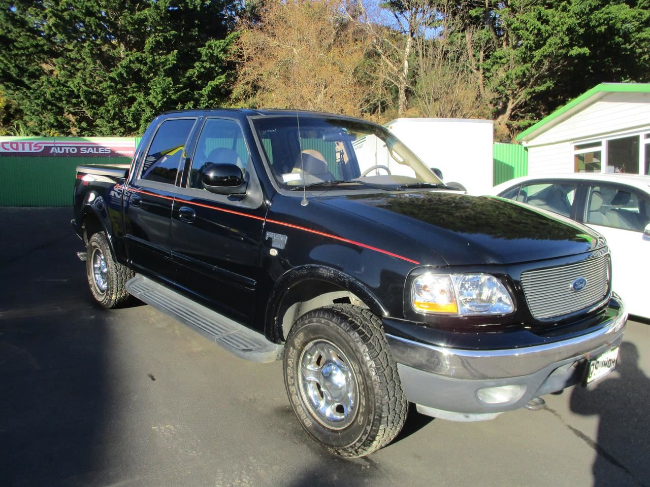 Vehicle image 3