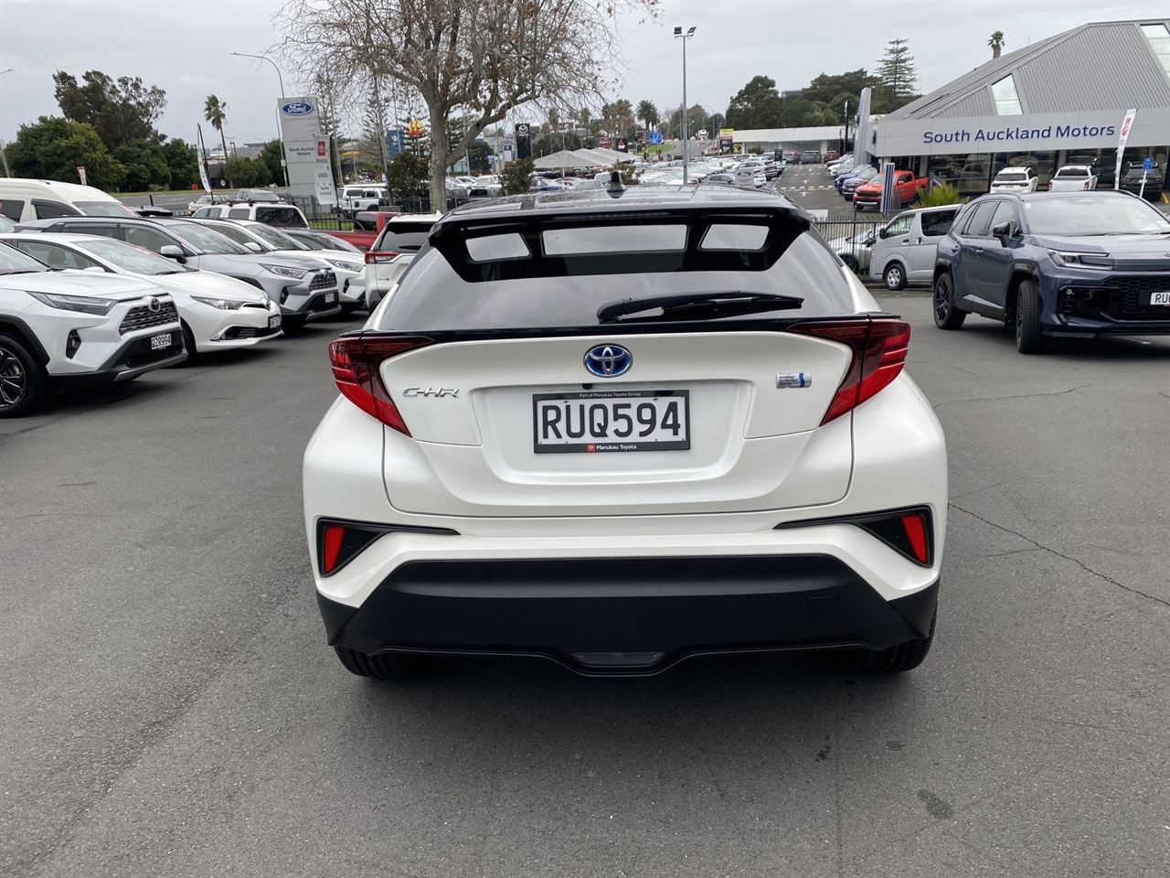 Vehicle image 3