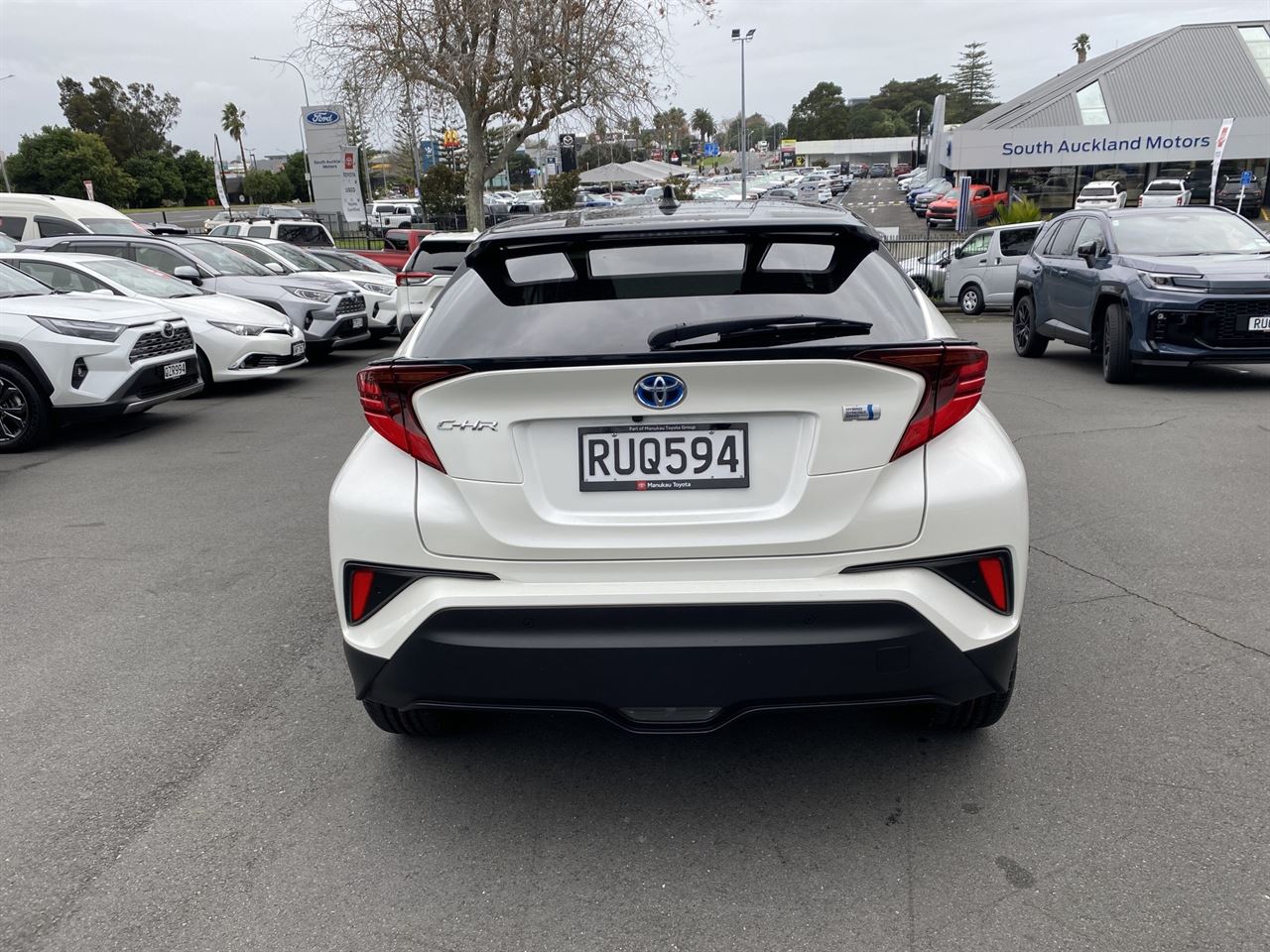 Vehicle image 3