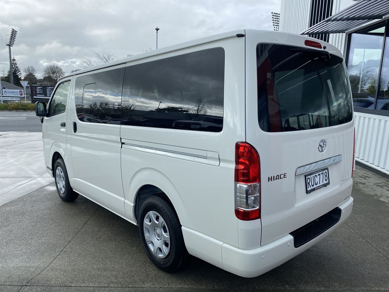 Vehicle image 3