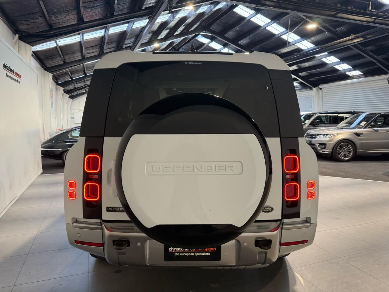 Vehicle image 4