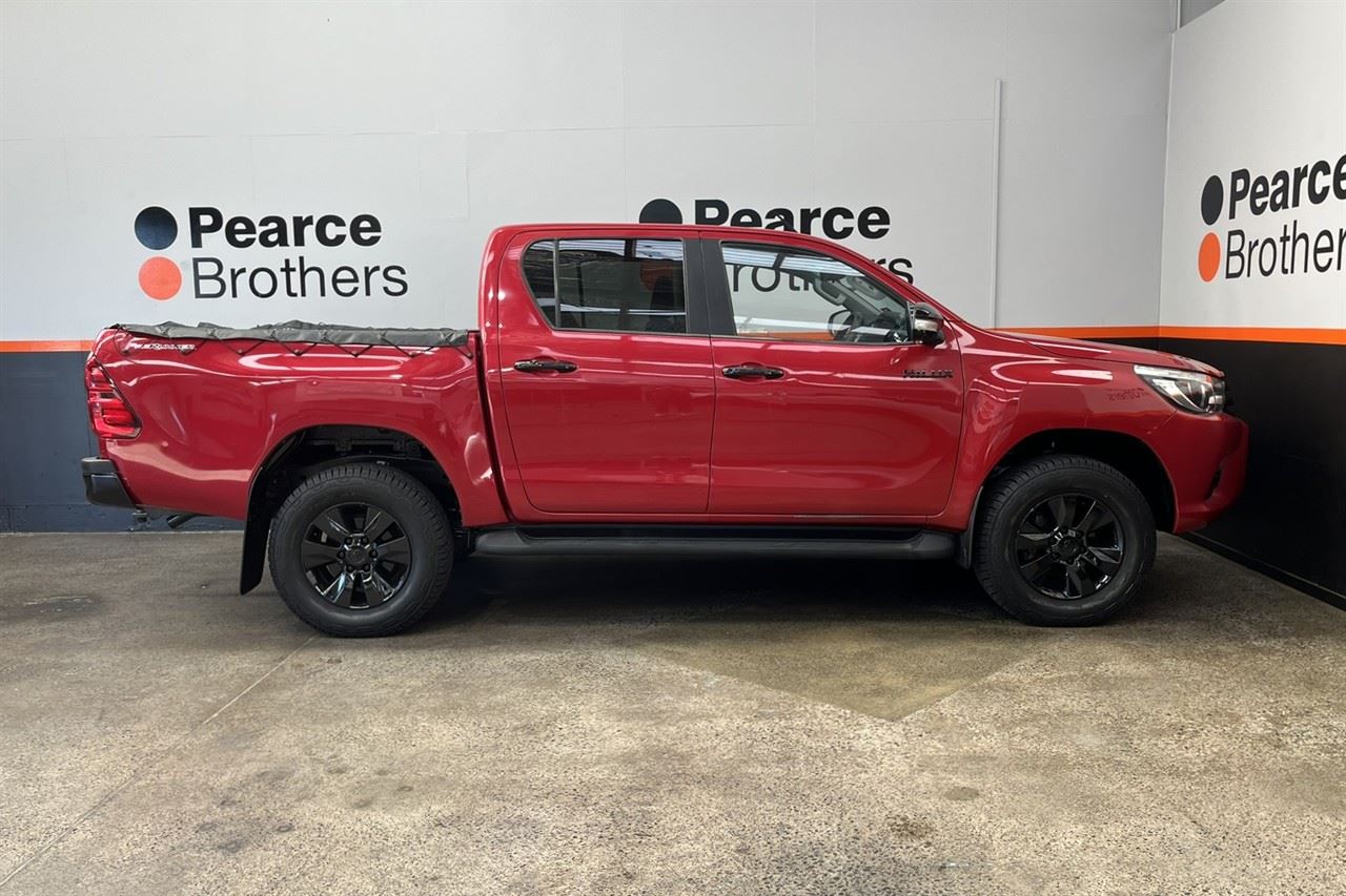 Vehicle image 4