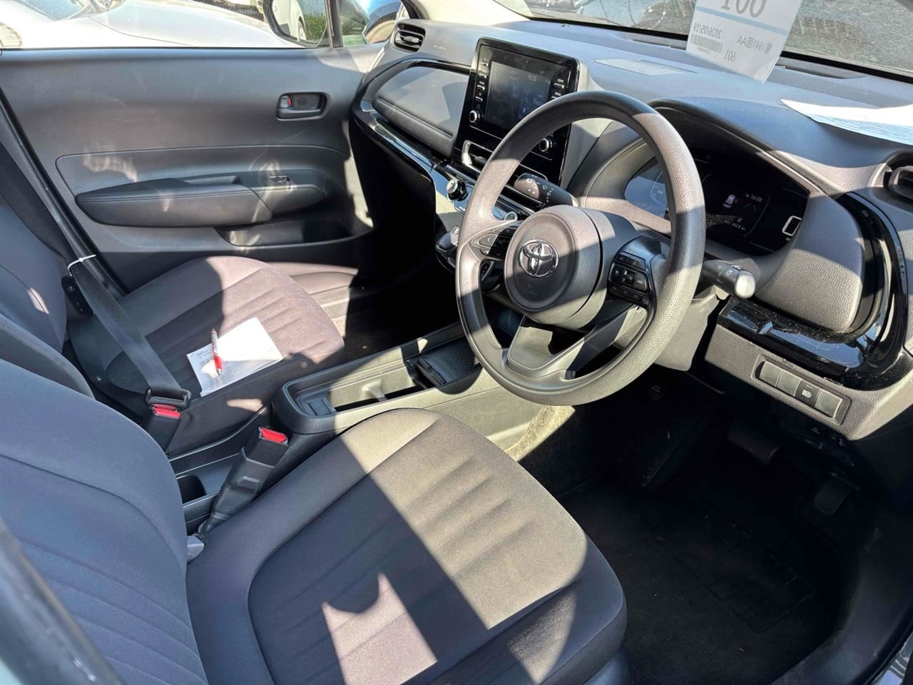 Vehicle image 3