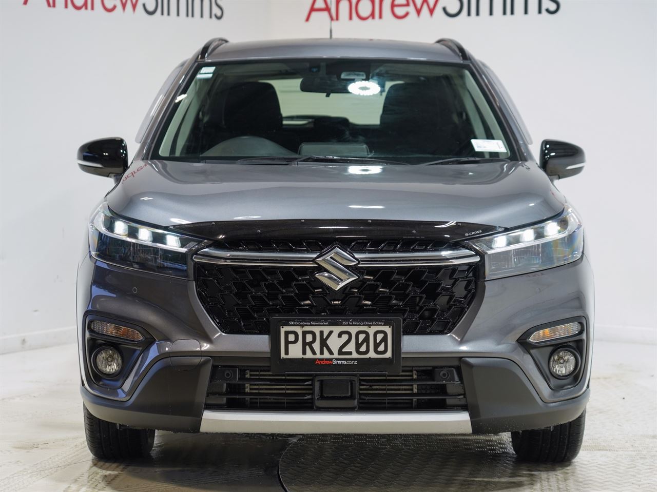 Vehicle image 4