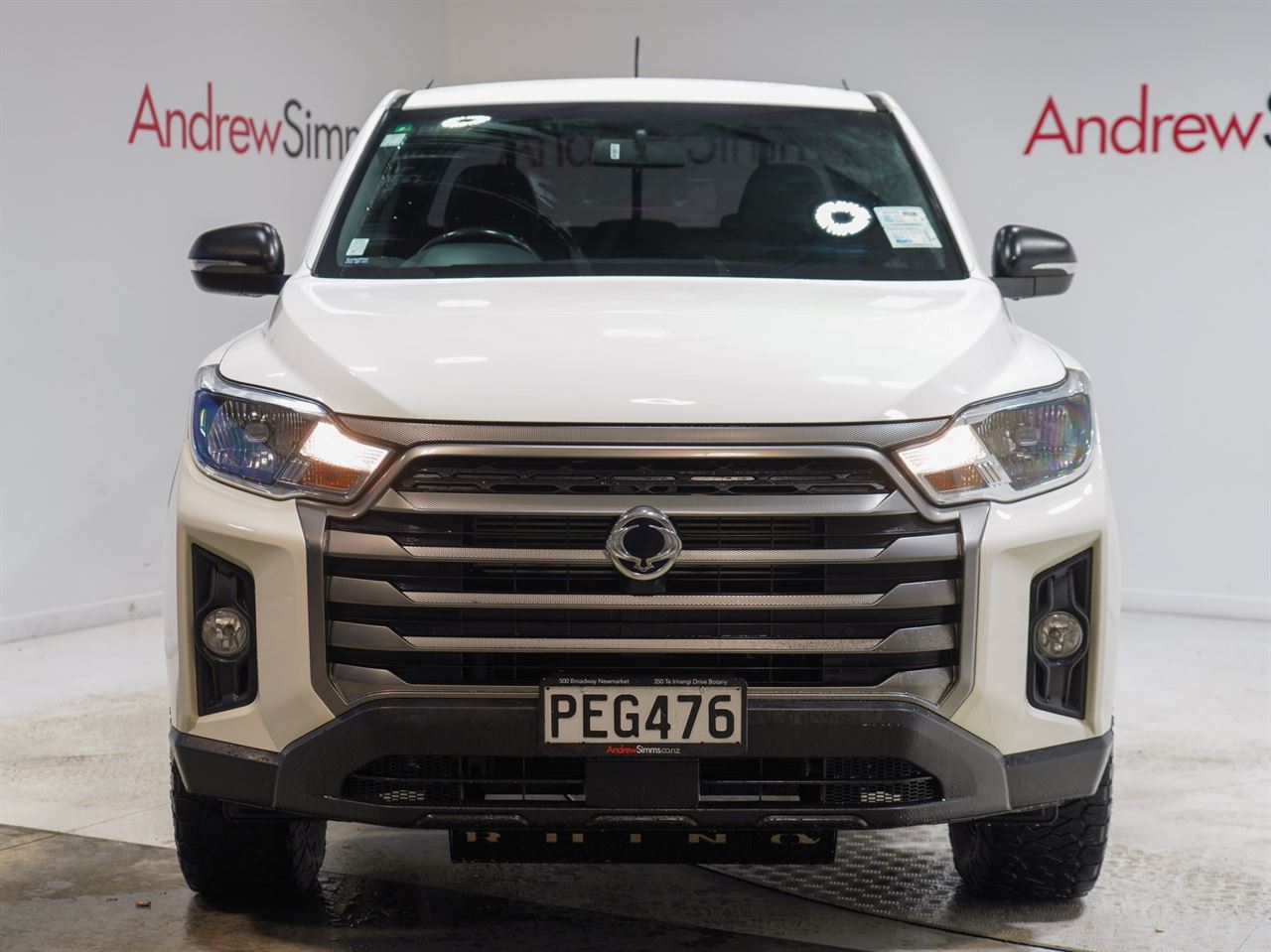 Vehicle image 4