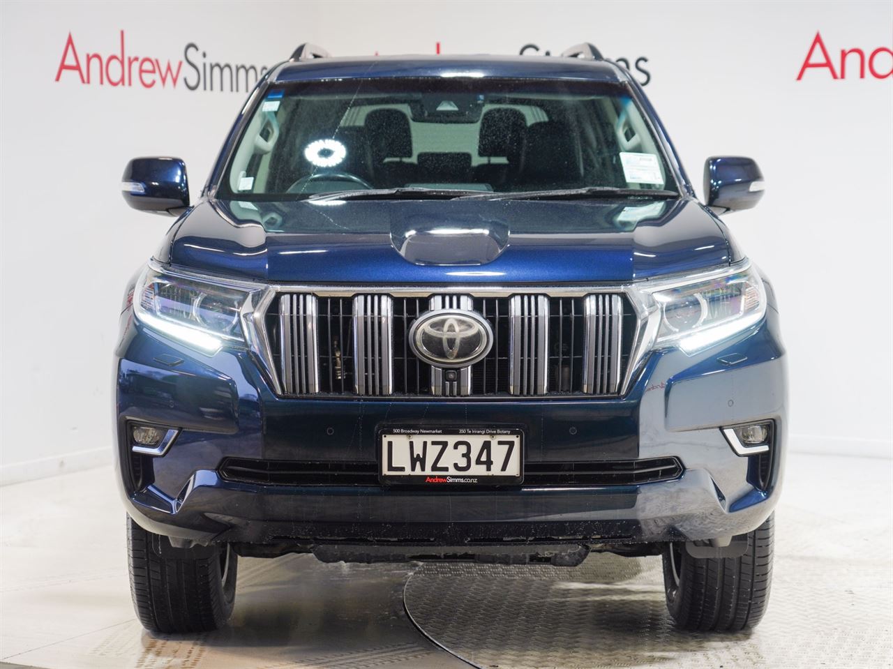 Vehicle image 3