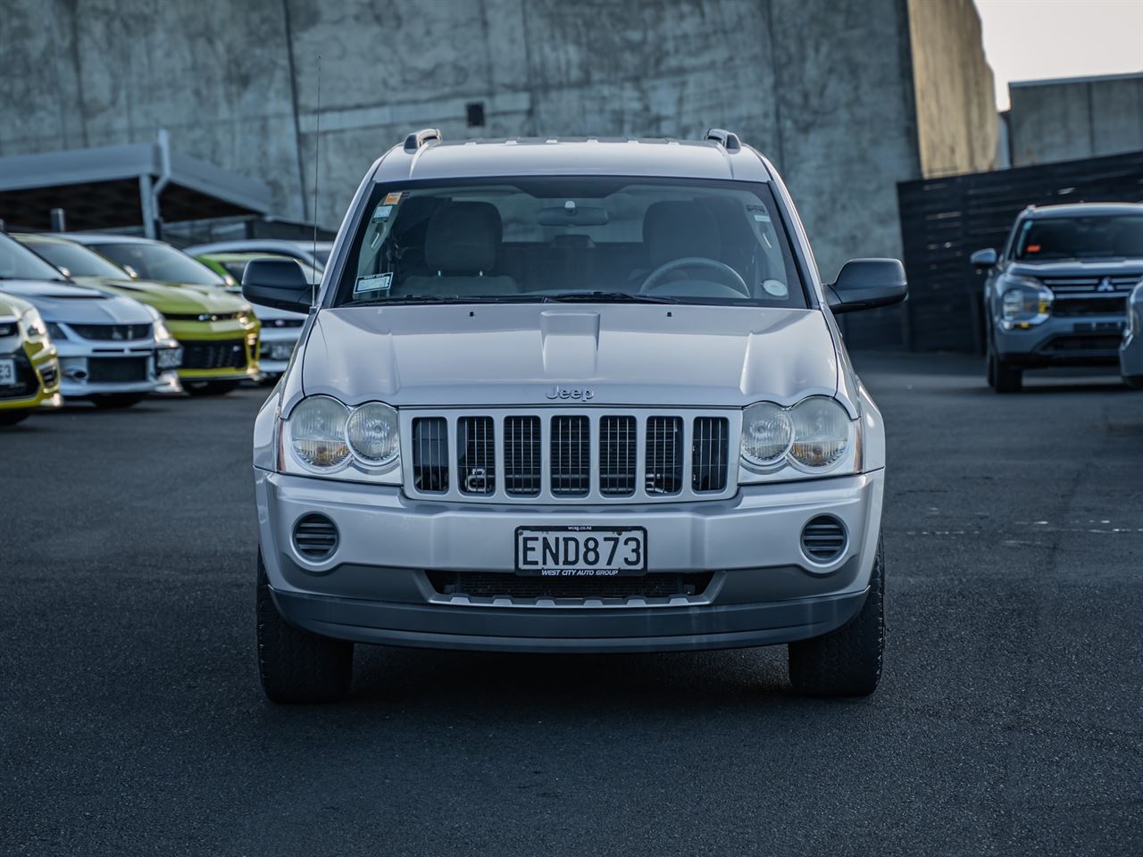 Vehicle image 3