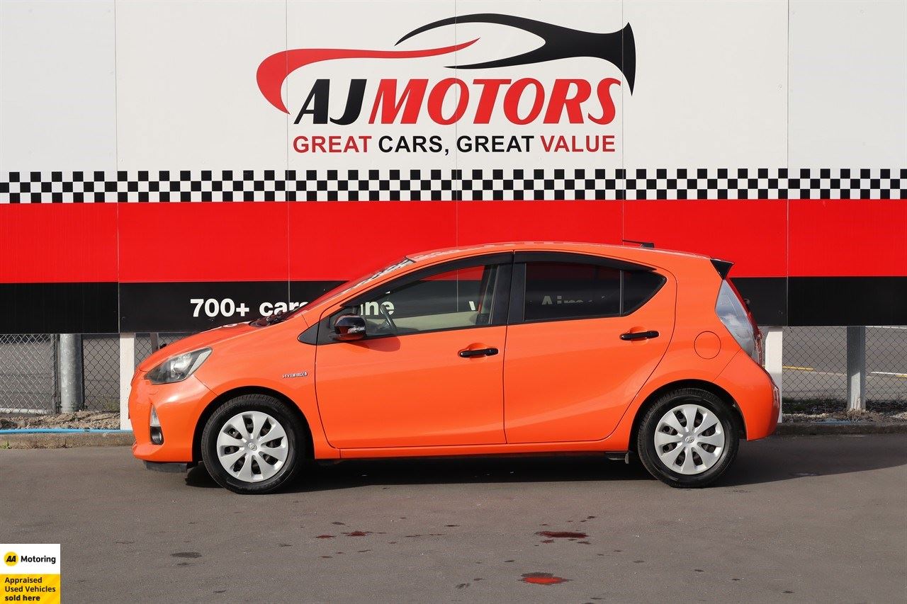 Vehicle image 4