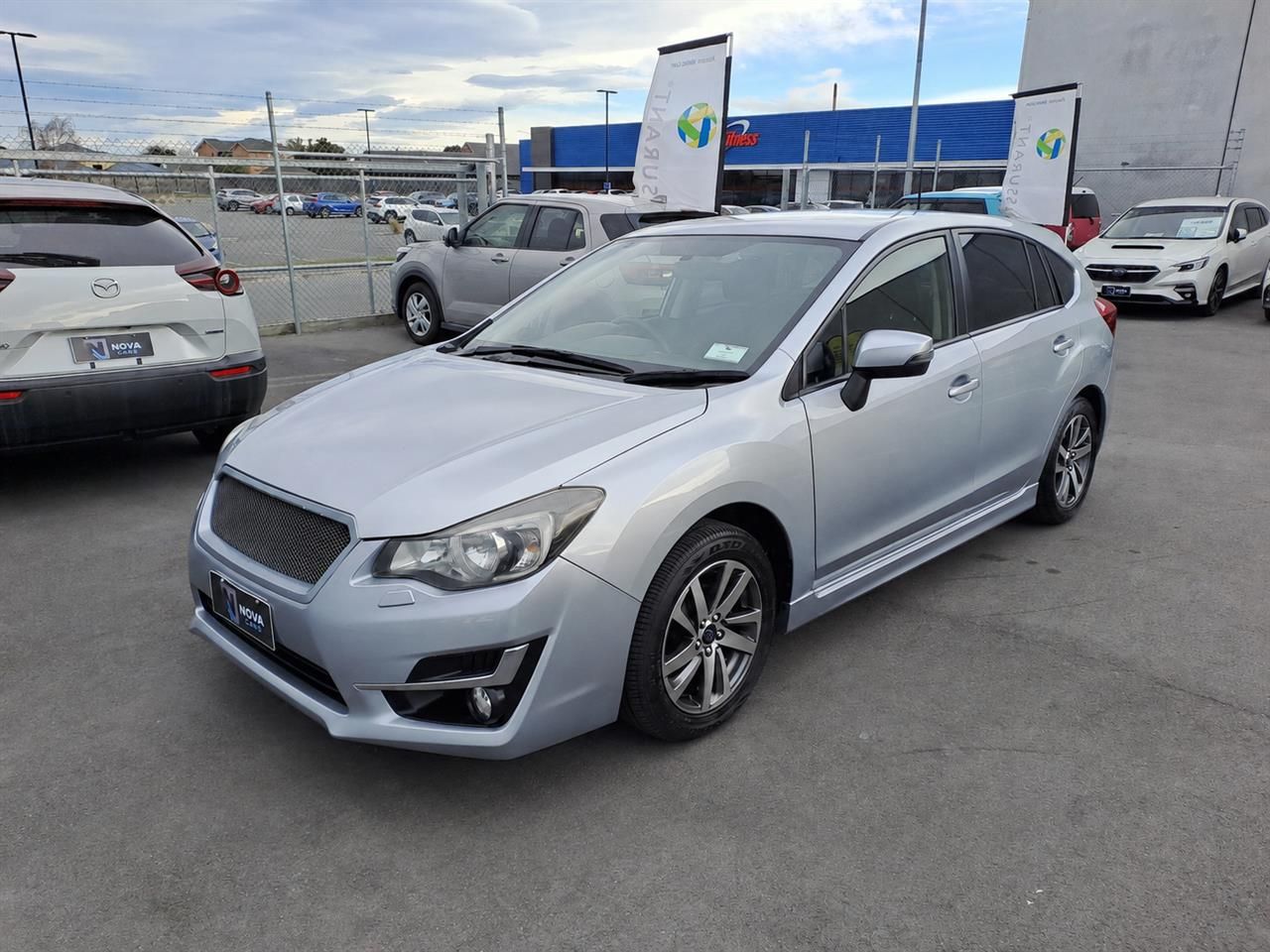 Vehicle image 3