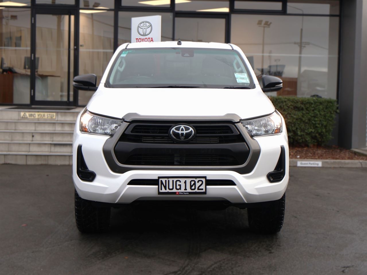 Vehicle image 2