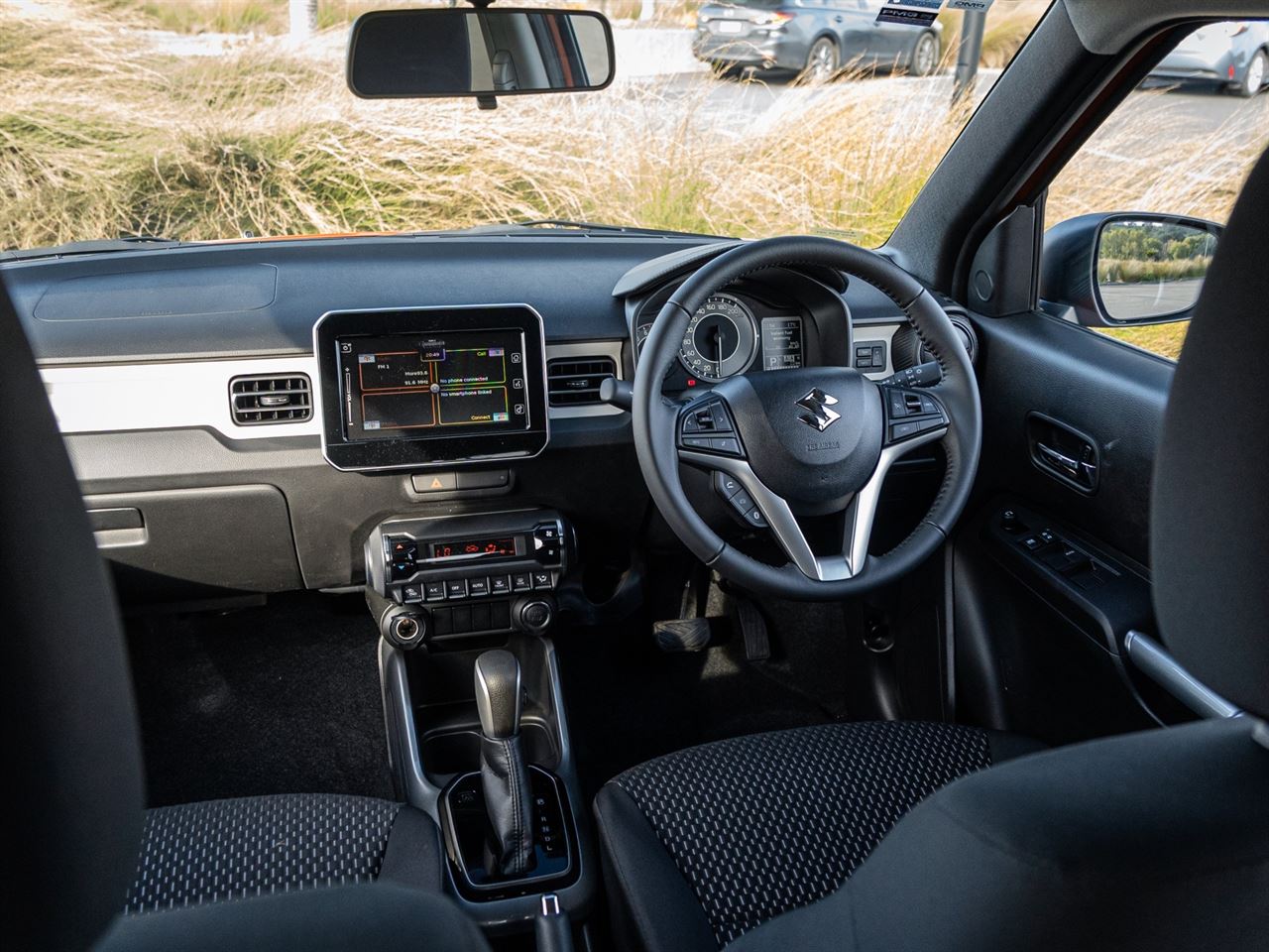Vehicle image 3