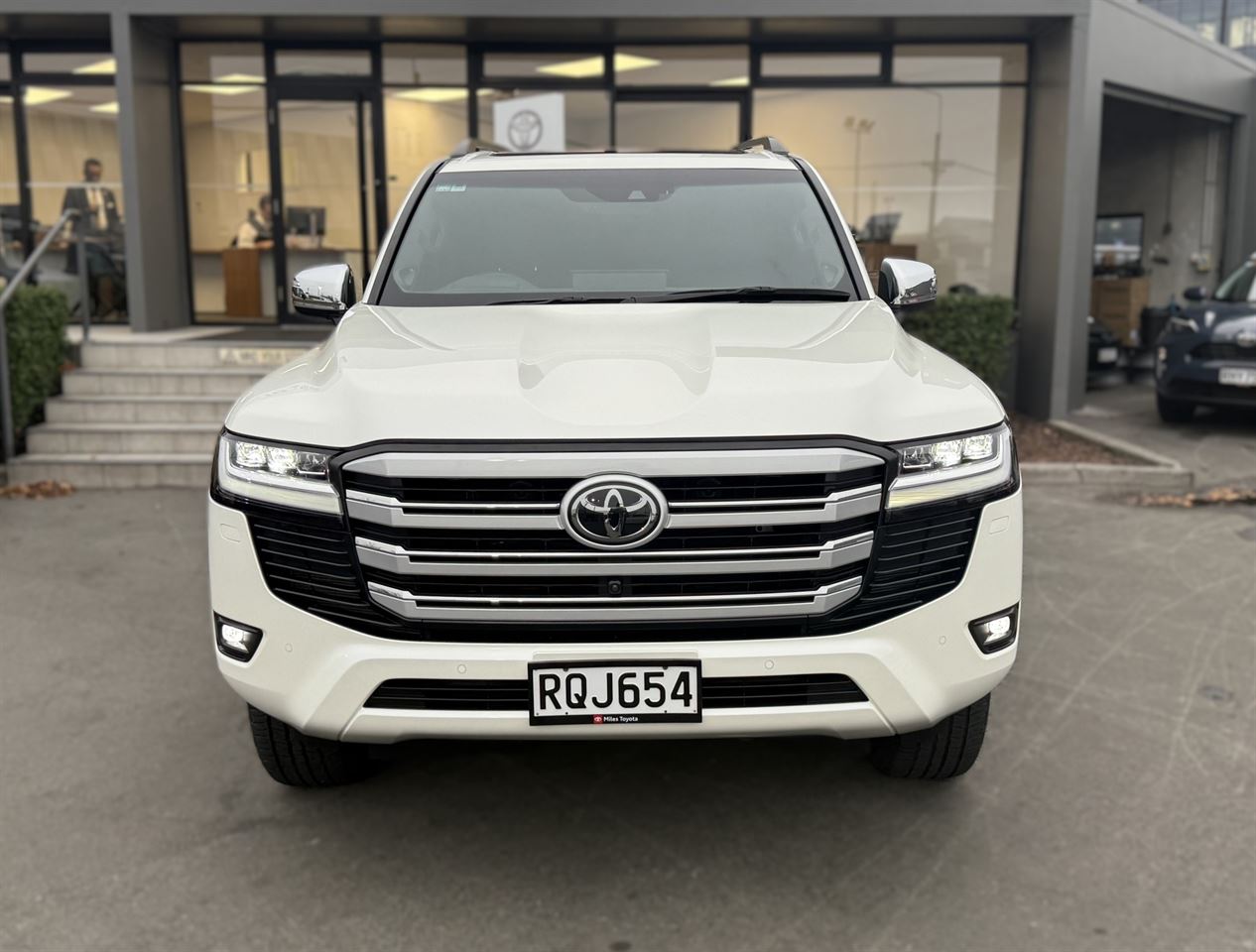 Vehicle image 2