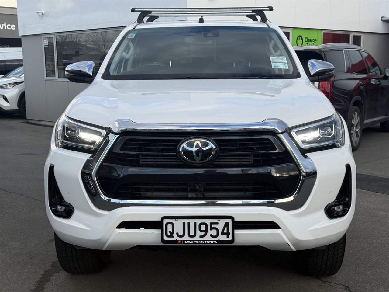 Vehicle image 5