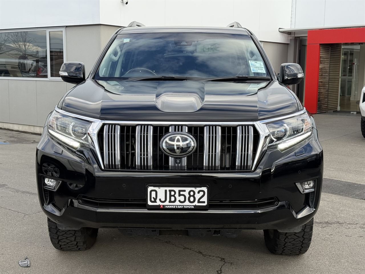 Vehicle image 4