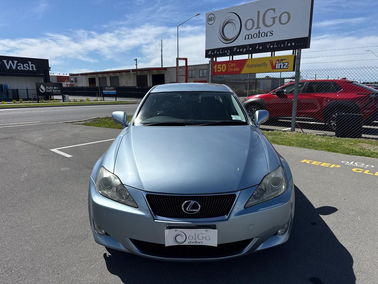 Vehicle image 3