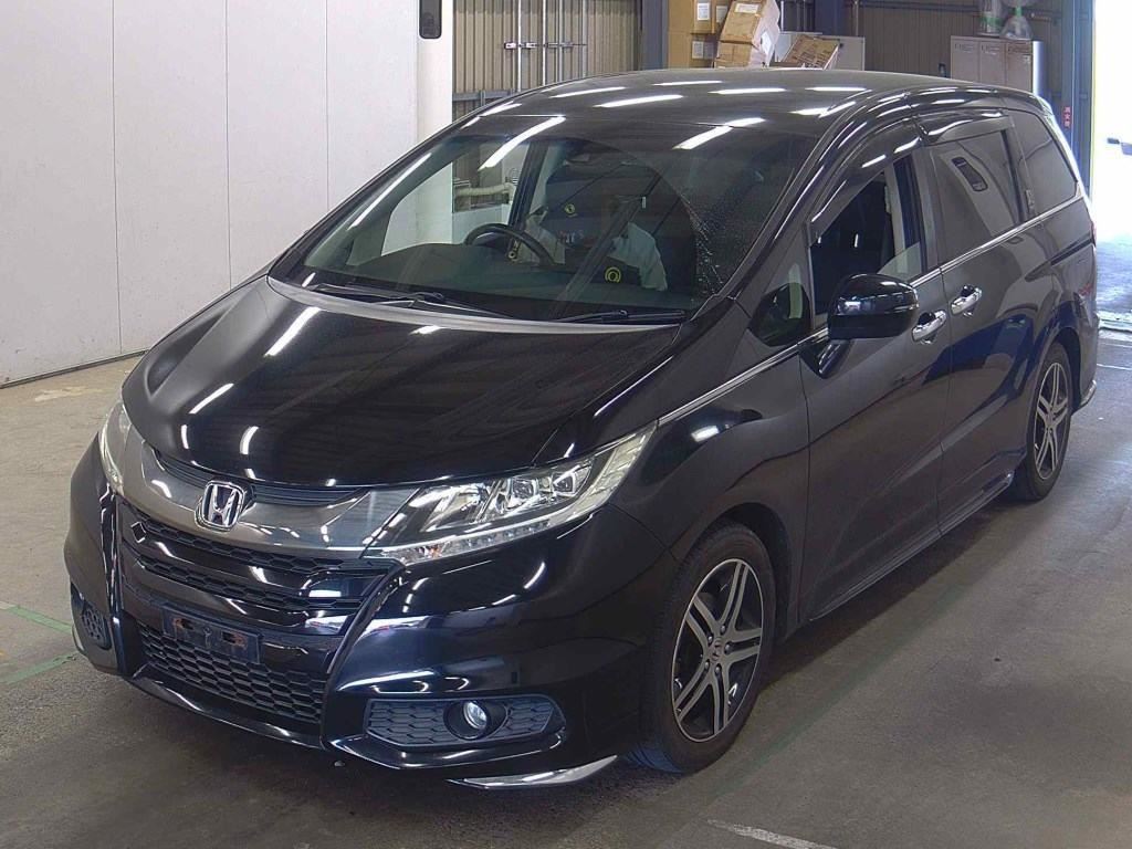 Vehicle image 3
