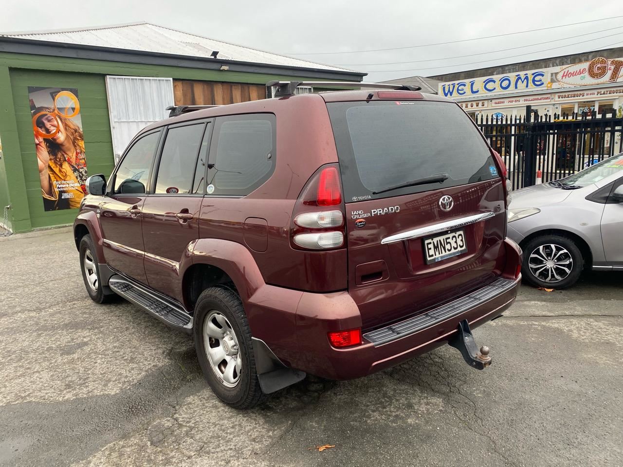 Vehicle image 4