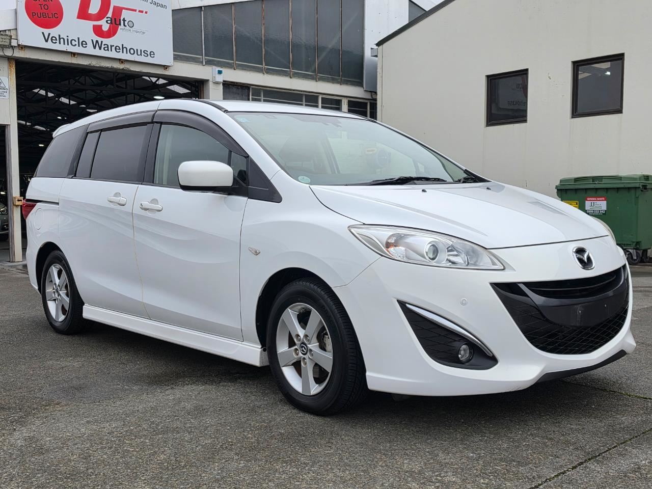 Vehicle image 3