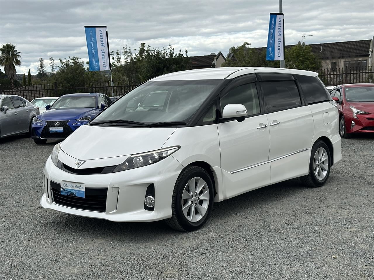Vehicle image 3