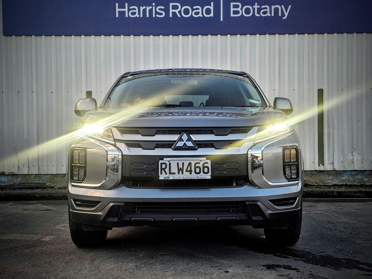 Vehicle image 3