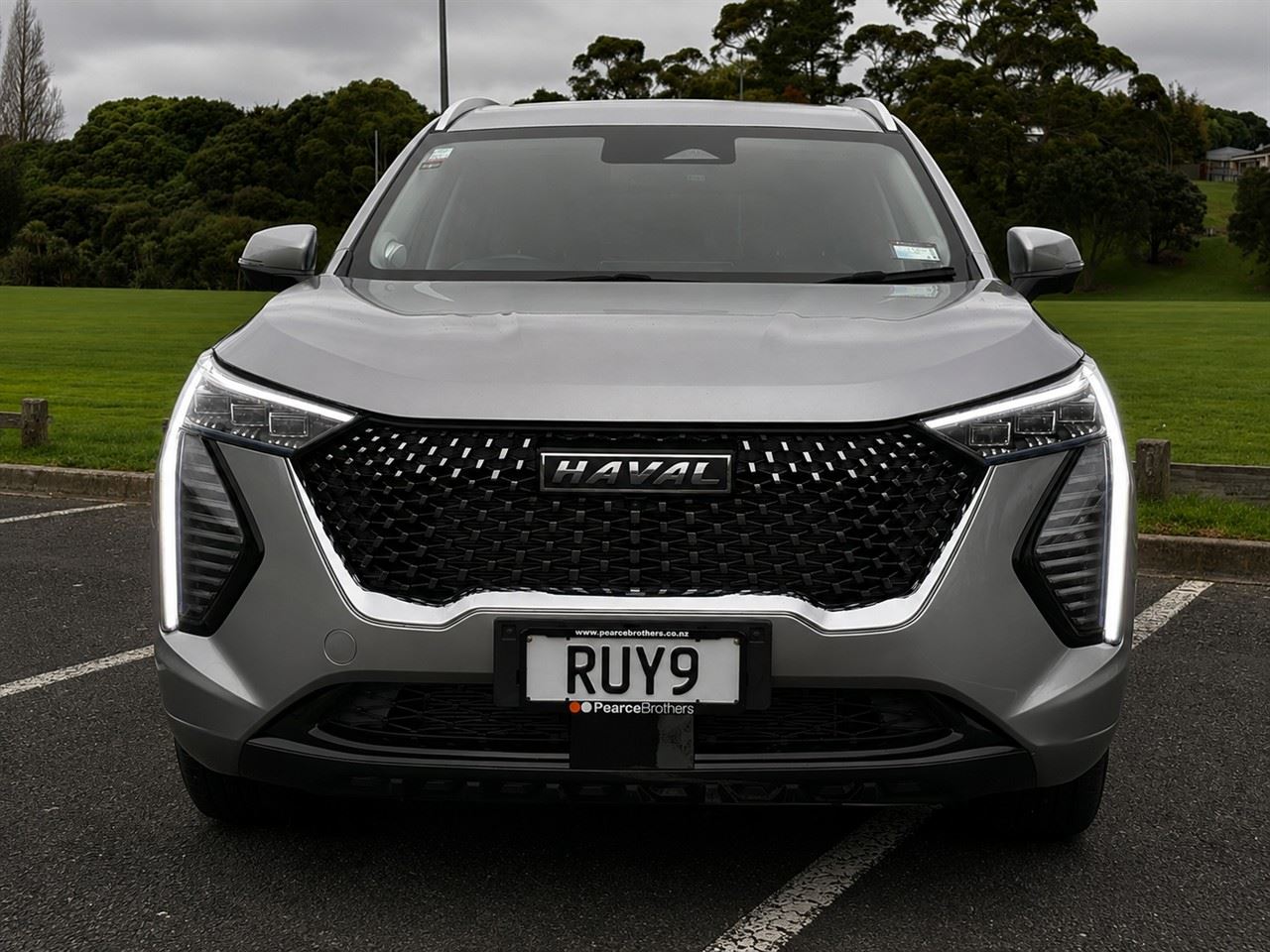 Vehicle image 5