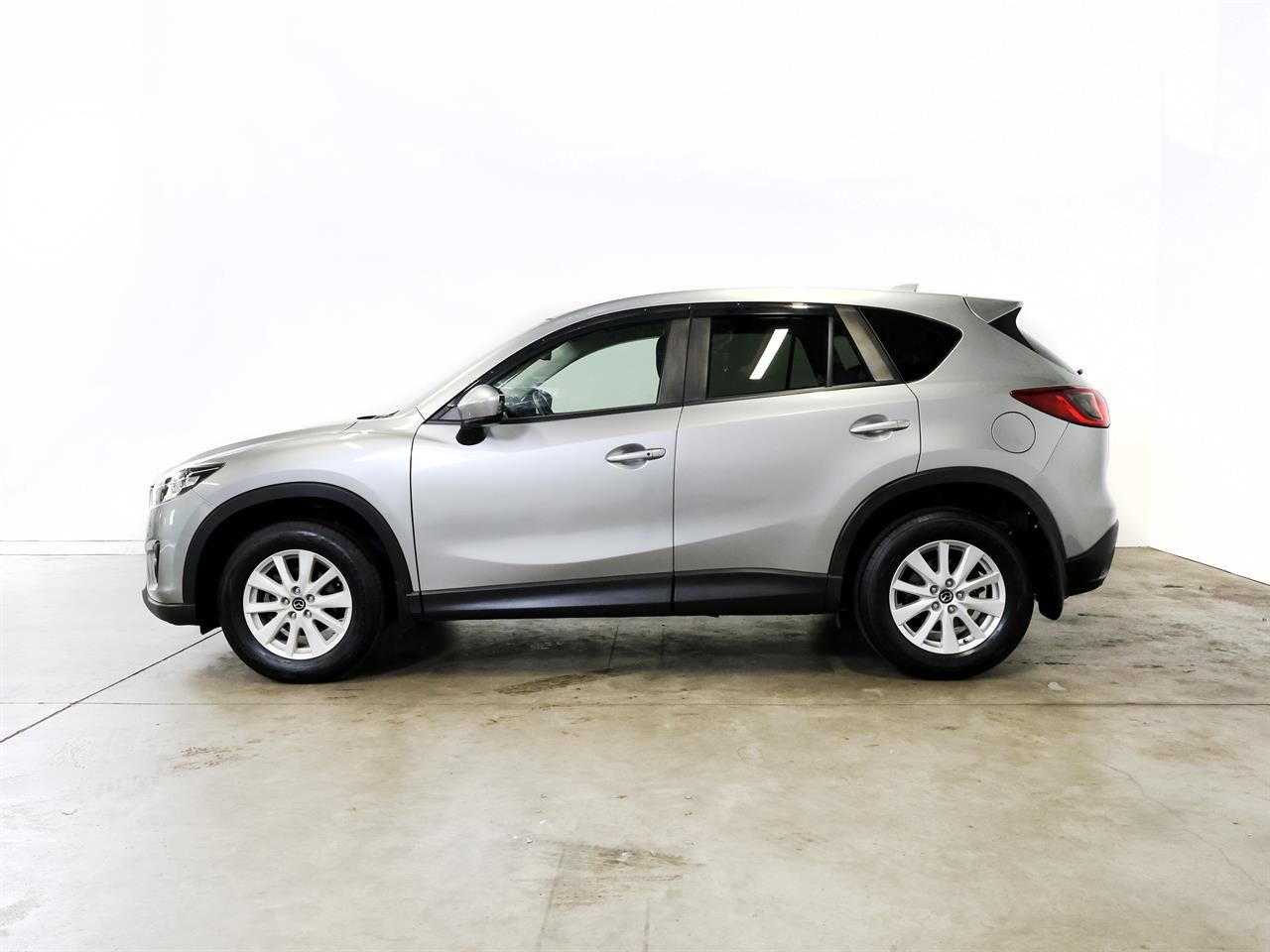 Vehicle image 5