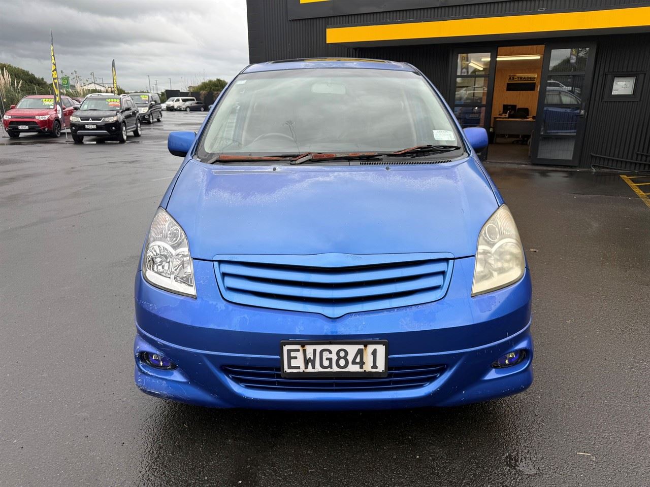 Vehicle image 2
