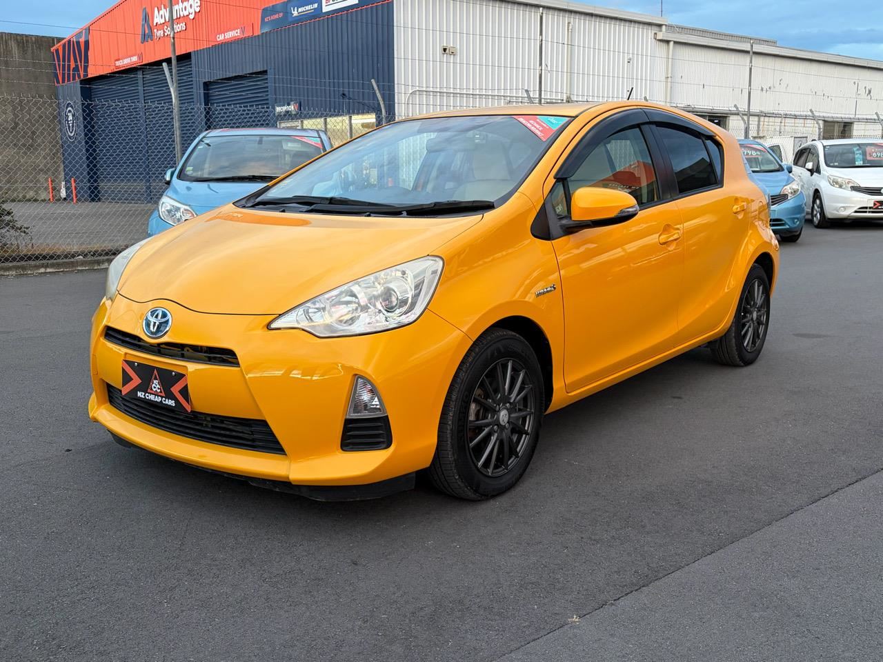 Vehicle image 3
