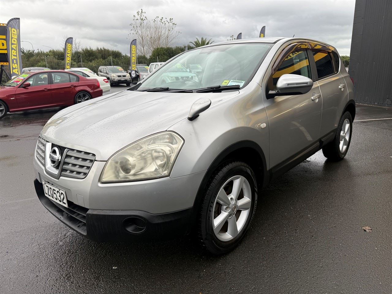 Vehicle image 3